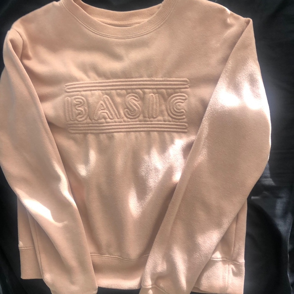 “Basic” crewneck